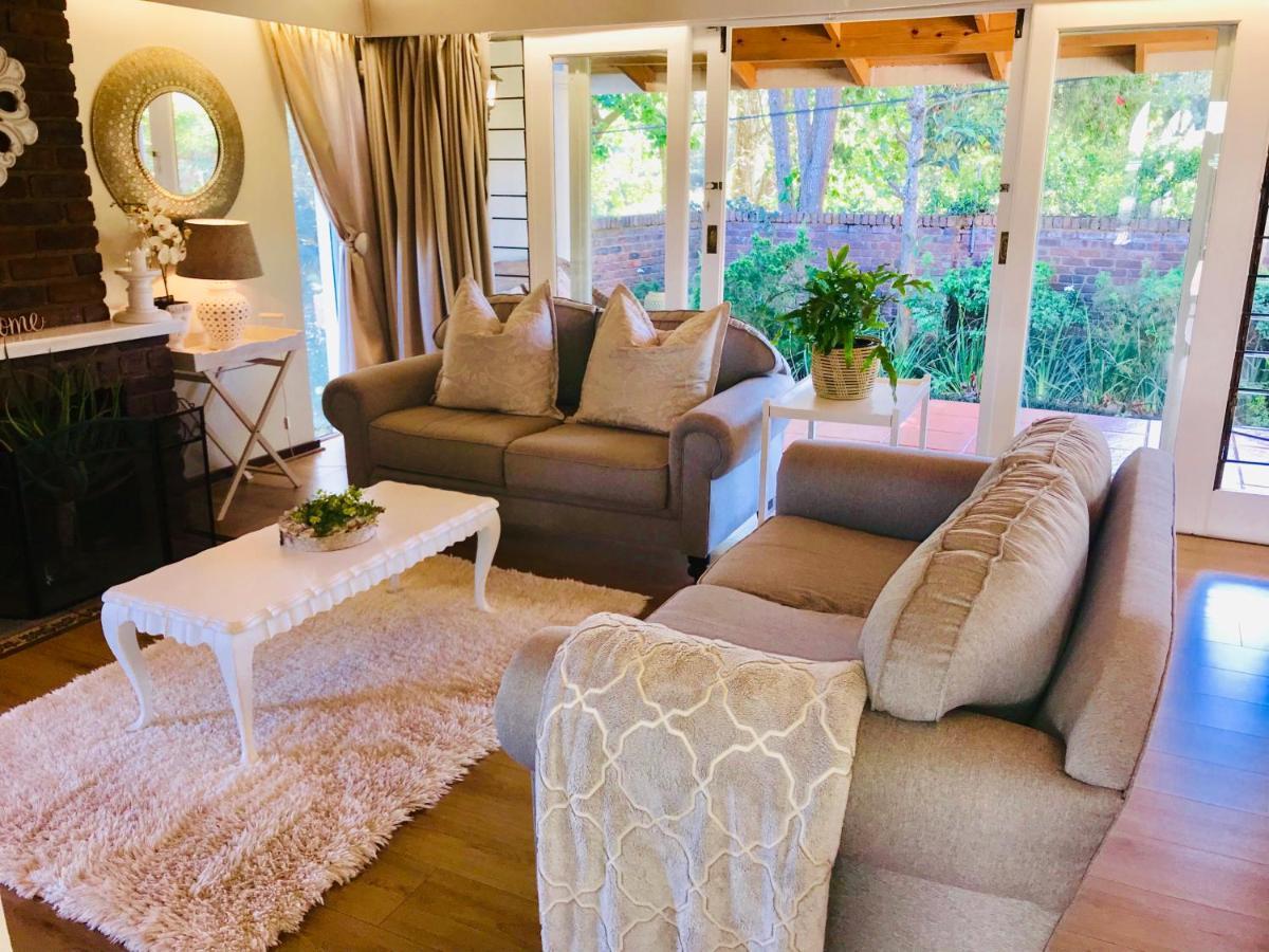Retreat Apartment ฮิลเครสต์ ภายนอก รูปภาพ